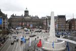 Amsterdam 26 april 2013
Won Yip op zijn terras tegen over het paleis op de dam.
Peter Smulders bv