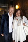 Aalsmeer 26 april 2013
Gerard Joling krijgt uit handen van de burgemeester van Aalsmeer een koninklijke onderscheiding (lintje). Patty Brard met vriend Antoine
Peter Smulders bv