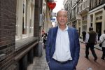 Amsterdam 13 mei 2013
Presentatie cast baantjer met oa Peter Tuinman - Rechercheur De Cock
Mike Weerts - Adjudant Vledder
Peter Rï¿½mer - Commissaris Buitendam
Miryanna van Reeden - Theaterdirectrice
Alexandra Alphenaar - Zangeres
Tom Afman - Geluidstechnicus
Sophie van Oers - Theaterbezoekster
Evert van der Meulen - Theatertechnicus
Peter Smulders bv