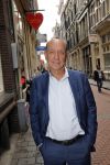 Amsterdam 13 mei 2013
Presentatie cast baantjer met oa Peter Tuinman - Rechercheur De Cock
Mike Weerts - Adjudant Vledder
Peter Rï¿½mer - Commissaris Buitendam
Miryanna van Reeden - Theaterdirectrice
Alexandra Alphenaar - Zangeres
Tom Afman - Geluidstechnicus
Sophie van Oers - Theaterbezoekster
Evert van der Meulen - Theatertechnicus
Peter Smulders bv