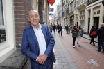 Amsterdam 13 mei 2013
Presentatie cast baantjer met oa Peter Tuinman - Rechercheur De Cock
Mike Weerts - Adjudant Vledder
Peter Rï¿½mer - Commissaris Buitendam
Miryanna van Reeden - Theaterdirectrice
Alexandra Alphenaar - Zangeres
Tom Afman - Geluidstechnicus
Sophie van Oers - Theaterbezoekster
Evert van der Meulen - Theatertechnicus
Peter Smulders bv