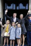 Amsterdam, 29 April 2013 Aankomst Prins Willem Alexander met Maxima en de kinderen bij het Paleis
Foto Peter Smulders BV