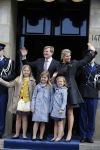 Amsterdam, 29 April 2013
Vertrek Kon. familie vanuit Paleis op de Dam naar het diner in het Rijksmuseum
Prins Willem Alexander en Prinses Maxima met gezin
Foto Peter Smulders BV