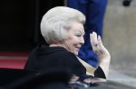 Amsterdam 16 mei 2013
Prinses Beatrix bij uitreiking appeltjes van Oranje op het paleijs op de dam
Peter Smulders bv
