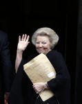Amsterdam 16 mei 2013
Prinses Beatrix bij uitreiking appeltjes van Oranje op het paleijs op de dam
Peter Smulders bv