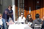 Amsterdam 28 april 2013
Rick en Bob Brandsteder met vrienden op terras.
Peter Smulders bv
