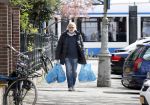Amsterdam 27 april 2013
Rob Houwer doet boodschappen.
Peter Smulders bv
