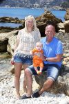 Ibiza 2 mei 2013
Sonja Bakker met man jan Reus en zoontje Bram op het strand op ibiza.
Peter Smulders bv