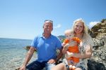 Ibiza 2 mei 2013
Sonja Bakker met man jan Reus en zoontje Bram op het strand op ibiza.
Peter Smulders bv