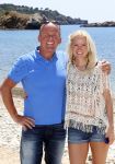 Ibiza 2 mei 2013
Sonja Bakker met man jan Reus en zoontje Bram op het strand op ibiza.
Peter Smulders bv