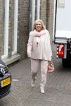 Laren 10 mei 2013
Willeke Alberti winkelend in Laren.
Peter Smulders bv