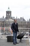 Amsterdam, 30 April 2013
Inhuldiging Koning Willem Alexander en Koningin Maxima
Op Paleis op de Dam
Won Yip met en echtgenote broer Long Yip
Foto Peter Smulders BV