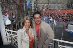 Amsterdam, 30 April 2013
Inhuldiging Koning Willem Alexander en Koningin Maxima
Op Paleis op de Dam
Won Yip met en echtgenote broer Long Yip
Foto Peter Smulders BV
