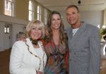 Amsterdam 16 april 2014
Presentatie cd van Danielle van t Schip. Haar moeder Willeke Alberti ontvangt de eerste cd bij yogacentrum . Met Joop Oonk