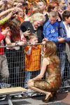 De Rijp en Amstelveen 26 april 2014
De eerste koningsdag met aan wezig Koning Willem Alexander koningin Maxima Prinses Beatrix prinses Amalia Alaexia Ariane Pieter v Vollenhoven Prinses Margriet Prins Constantijn Prinses Laurentien Prins Maurits Prinses Marilene Prins Floris Prinses Aimee Prins Pieter Christiaan Prinses Anita Prins Bernhard jr en prinses Annette.