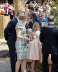 De Rijp en Amstelveen 26 april 2014
De eerste koningsdag met aan wezig Koning Willem Alexander koningin Maxima Prinses Beatrix prinses Amalia Alaexia Ariane Pieter v Vollenhoven Prinses Margriet Prins Constantijn Prinses Laurentien Prins Maurits Prinses Marilene Prins Floris Prinses Aimee Prins Pieter Christiaan Prinses Anita Prins Bernhard jr en prinses Annette.