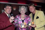 Rotterdam 27 februari 2000
Annie de Reuver samen met Hans Somers (rechts) en rein Wolters (links).

PETER SMULDERS BV