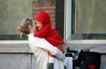Amsterdam 14 april 2015  
Bracha v Doesburgh met dochter op de fiets