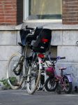 Amsterdam 14 april 2015  
Bracha v Doesburgh met dochter op de fiets