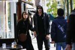 Amsterdam 30 april 2015
Carice v Houten met haar vriend Kees v Nieuwkerk op de cornelis schuytstraat