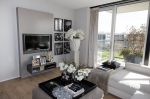 Rotterdam 2 april 2015
Stylist Chiel Harten Torres in zijn huis / appartement