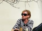 Amsterdam 21 april 2015
Connie Breukhoven geniet lekker op terras van het zonnetje