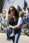 Amsterdam 14 april 2015  
Danie Bles met zoon op de cornelis schuytstraat