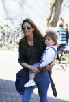 Amsterdam 14 april 2015  
Danie Bles met zoon op de cornelis schuytstraat