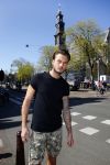 Amsterdam 15 april 2015
Dave en Dries Roelvink metselen een steen met daarop hun naam in de Westertoren. Dave heeft een tatoo van de westertoren op zijn arm staan.