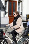 Amsterdam 21 april 2015
Evelyen Struik op de cornelis schuytstraat