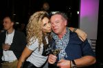 Rotterdam 9 april 2015
)pening van de nieuwe zaak waar Winston Post de manager is in het Hilton Hotel. De zaak heet Hugh. Fajah met een fan