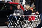 Amsterdam 8 april 2015
Frits Sissing met een kennis op terras.