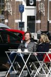 Amsterdam 8 april 2015
Frits Sissing met een kennis op terras.