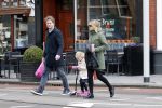 Amsterdam 4 april 2015 
Gallyon v Vessem met man en dochter op de willemsparkweg