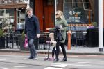 Amsterdam 4 april 2015 
Gallyon v Vessem met man en dochter op de willemsparkweg