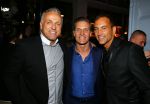 Rotterdam 9 april 2015
Gordon en zijn nieuwe vriend DJ Maurice bij de opening van de nieuwe zaak waar Winston Post de manager is in het Hilton Hotel.
