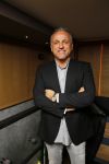 Rotterdam 9 april 2015
Gordon en zijn nieuwe vriend DJ Maurice bij de opening van de nieuwe zaak waar Winston Post de manager is in het Hilton Hotel.