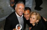 Rotterdam 9 april 2015
Gordon en zijn nieuwe vriend DJ Maurice bij de opening van de nieuwe zaak waar Winston Post de manager is in het Hilton Hotel. Gordon met Anouk Smulders