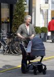 Amsterdam 10 april 2015
Hajo Bruins met zijn dochter op de pc hooftstraat
