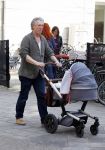 Amsterdam 10 april 2015
Hajo Bruins met zijn dochter op de pc hooftstraat