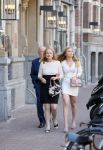 Amsterdam 12 april 2015
Premiere sunshine boys in het nieuwe de la mar theater. Henk v d Meyden met Monica Strotman en Elise v d Meyden