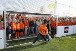 Volendam 15 april 2015
Het mini jan Smit stadion is vanavond geopend met een serie penaltie s van Henk Veerman en Robert Muhren op Jan Smit als keeper. Ook Liza Fem Emma en Senn waren aanwezen alsmede ome Cor