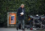Amsterdam 28 april 2015
Johan Derksen op straat in Amsterdam.