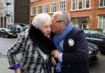 Amsterdam 11 april 2015  
Presentatie boek en 70e verjaardag van Joop Braakhekke bij le Garage. Zijn moeder van 104 jaar oud was aanwezig.