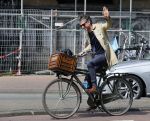 Amsterdam 23 april 2015  
Jos v Raak op de fiets bij ihet Paleis op de Dam.