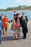 Dordrecht, 27 April 2015
Koningsdag 2015 met Koningin Willem-Alexander, Koningin Maxima, Prinses Amalia, Prinses Alexia em Prinses Ariane, Prins Constatijn, Prinses Laurentien, Prins Maurits, Prinses Marilene, Prinses Annette, Prins Bernhard Jr., Prins Pieter Christiaan en Prinses Anita