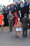 Dordrecht, 27 April 2015
Koningsdag 2015 met Koningin Willem-Alexander, Koningin Maxima, Prinses Amalia, Prinses Alexia em Prinses Ariane, Prins Constatijn, Prinses Laurentien, Prins Maurits, Prinses Marilene, Prinses Annette, Prins Bernhard Jr., Prins Pieter Christiaan en Prinses Anita