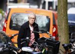 Amsterdam 7 april 2015
Louis v Dijk in de auto op de cornelis schuytstraat