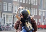 Amsterdam 10 april 2015    
Henk en Louise Schiffmacher op de scooter