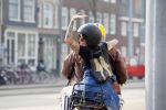 Amsterdam 10 april 2015    
Henk en Louise Schiffmacher op de scooter